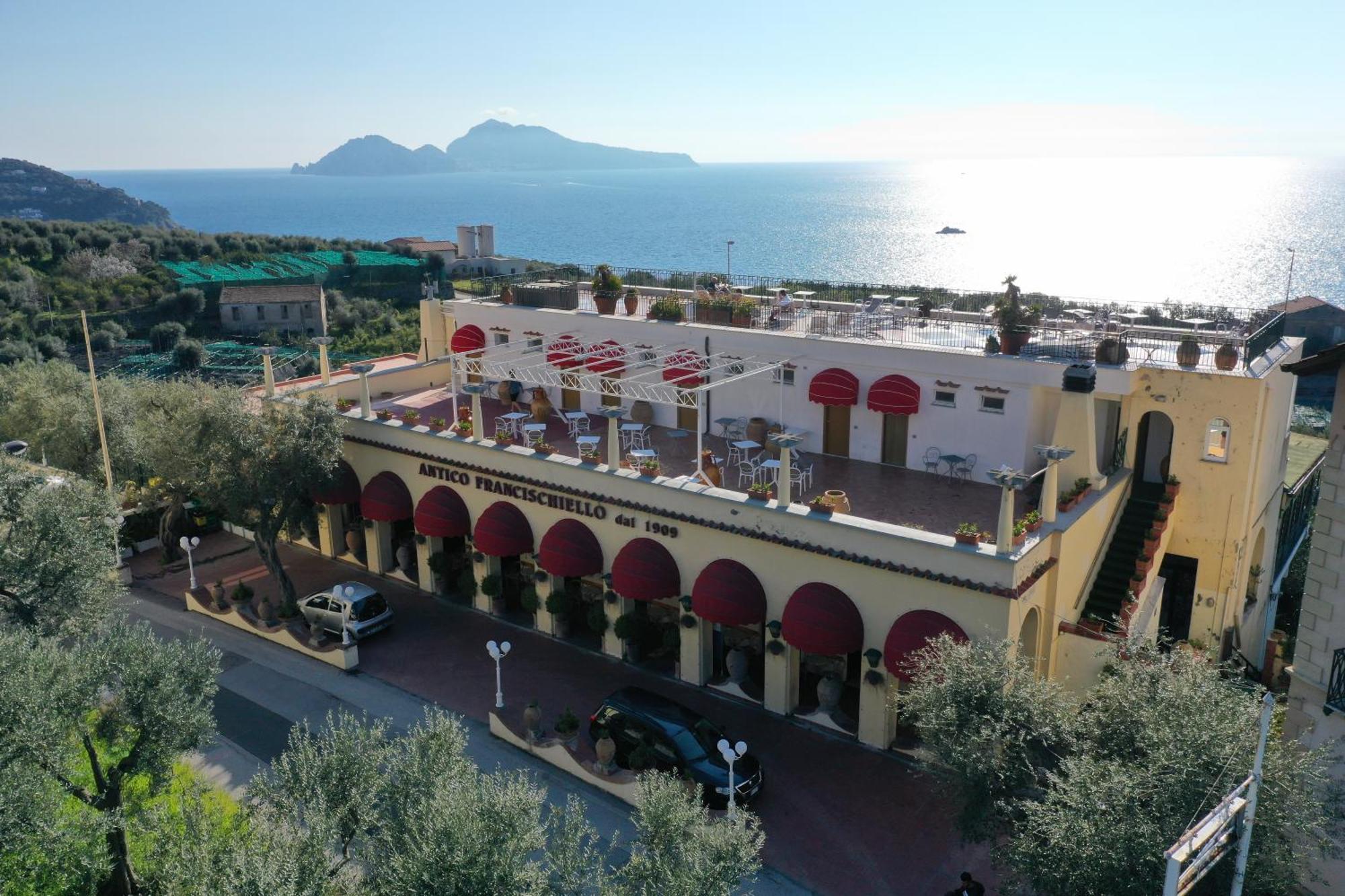 Hotel Villa Pina Antico Francischiello Маса Лубрензе Екстериор снимка